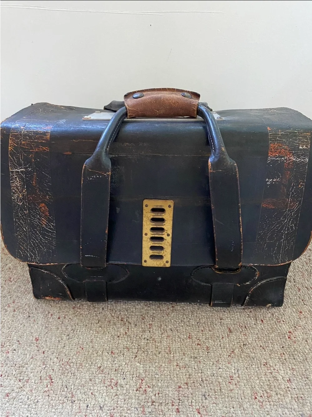 Like Vintage? WW2 US Military Aviator Pilot Leather Case